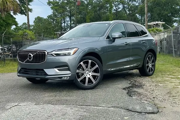 2021 VOLVO XC60