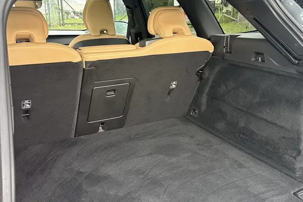 2021 VOLVO XC60