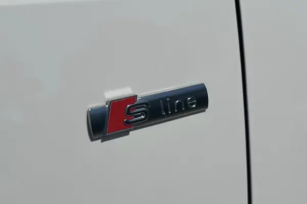 2020 AUDI Q3
