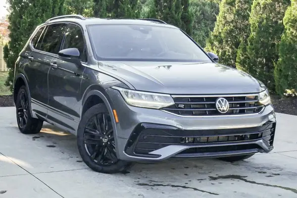 2022 VOLKSWAGEN Tiguan