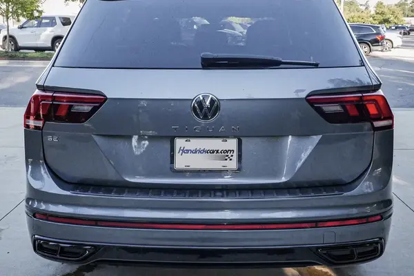 2022 VOLKSWAGEN Tiguan